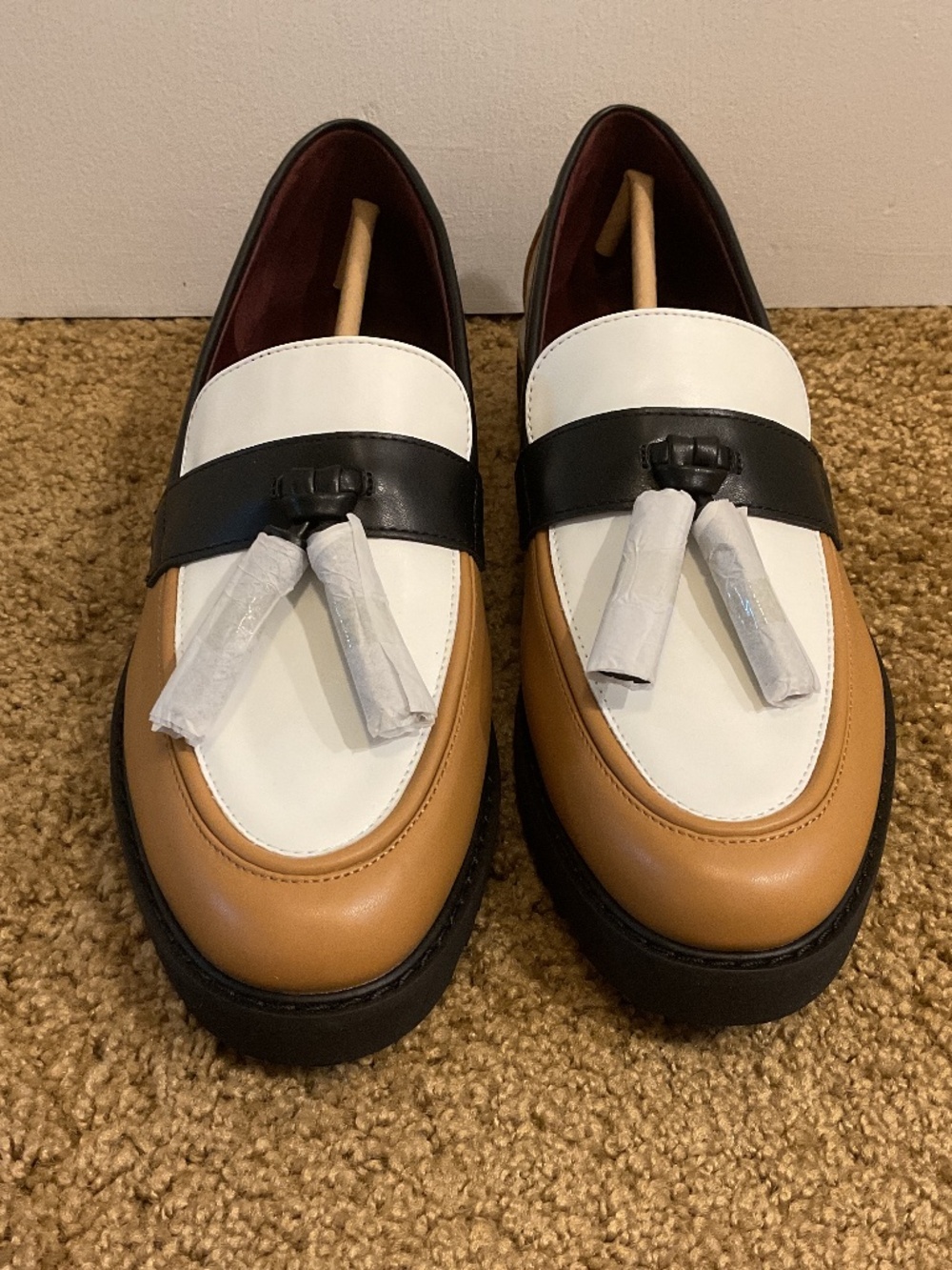 Franco Sarto Tri Colored Loafer, Black, White, and Camel, Size 8.5M